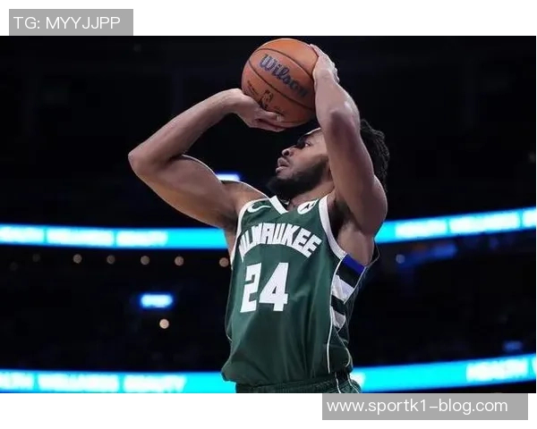 卡梅隆托马斯表现平平12投5中仅得13分2助攻正负值创赛季新低